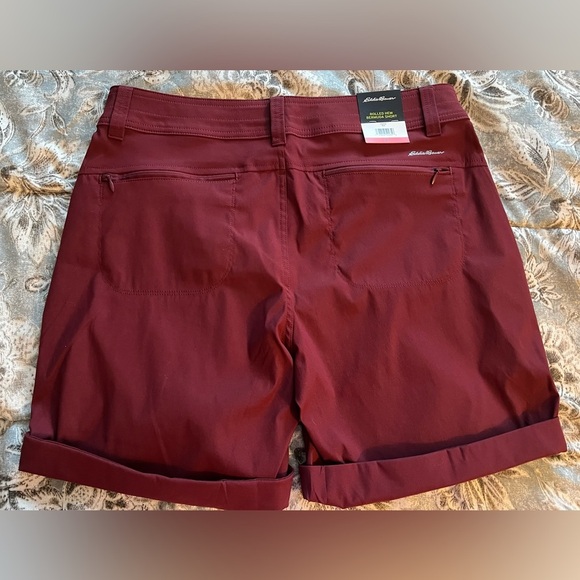 NWT Eddie Bauer Women’s Rolled Hem Lightweight Bermuda Short Size 8 Red/Burgundy - Picture 4 of 8